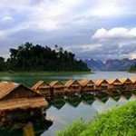 Khao Sok floating house