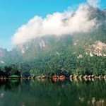 Khao Sok Raft House