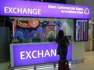exchange money in thailand