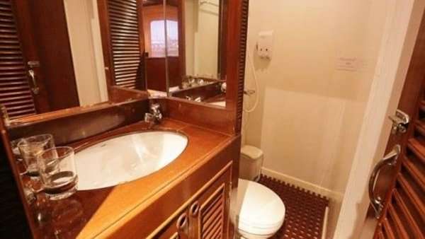 Bathroom-660×348
