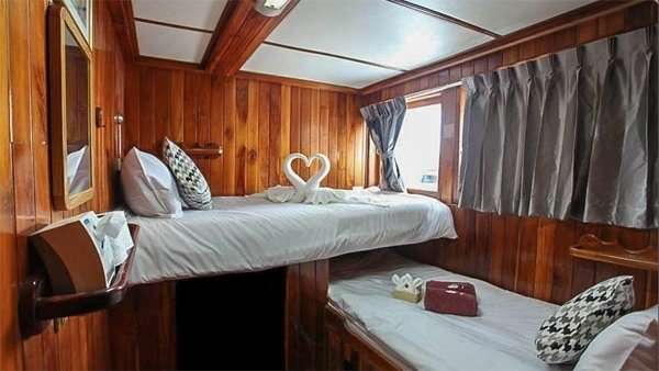 MQ8-cabin-twin