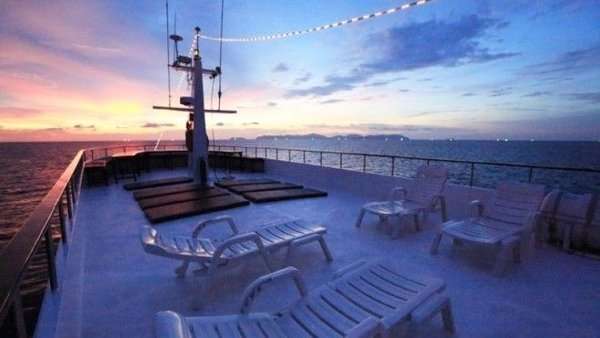Sundeck-old-660×348