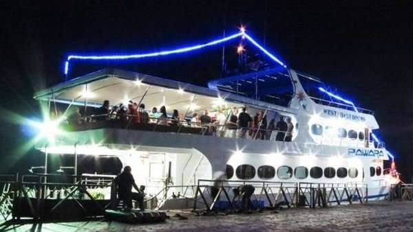 pawara at night