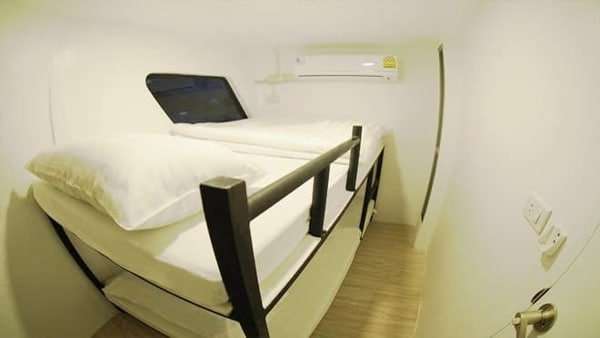 twin-bed-660×348